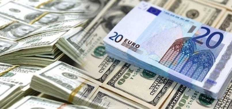 Döviz Kurları Çift Yönlü Dalgalandı