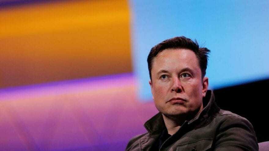 Elon Musk'a Tepki Olarak FCKLEON Piyasaya Çıktı