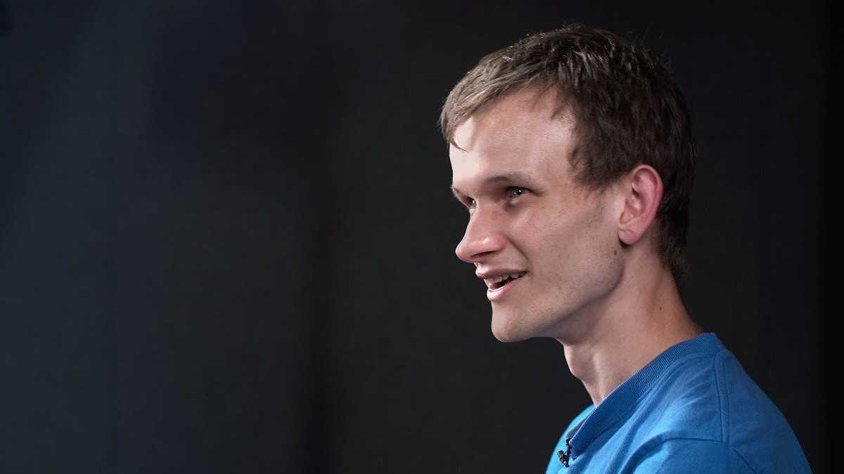 Buterin Ethereum Transferlerinin Sebebini Nihayet Açıkladı: Satış Mı, Yardım Mı?