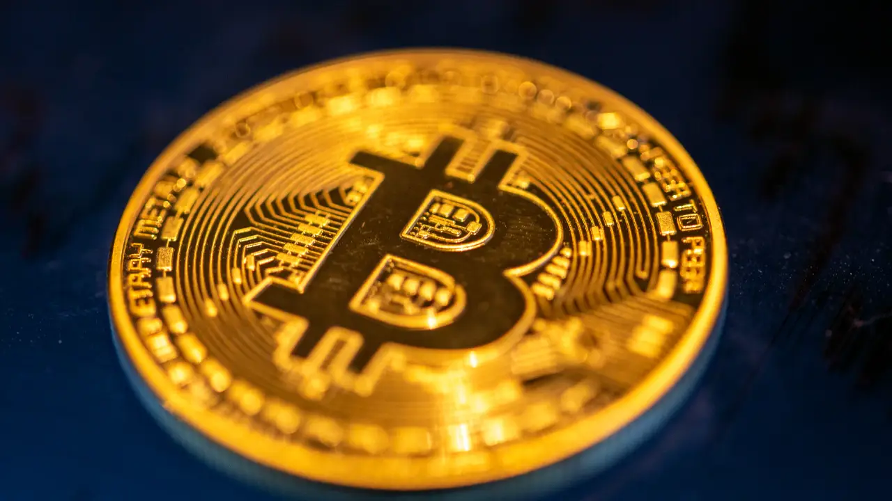 Bitcoin Fiyatı 19.000 Doların Altına Düştü, Uzmanlar Ne Diyor? 10.000 Dolara Düşecek mi?