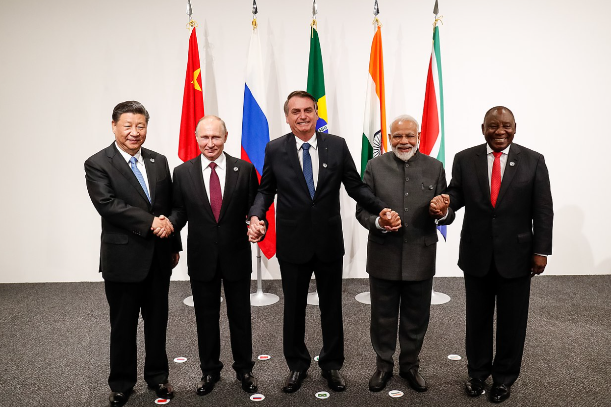 BRICS Uluslararası Forumu Başkanı Purnima Anand: Rusya ve Hindistan'ın ABD dolarına ihtiyacı yok