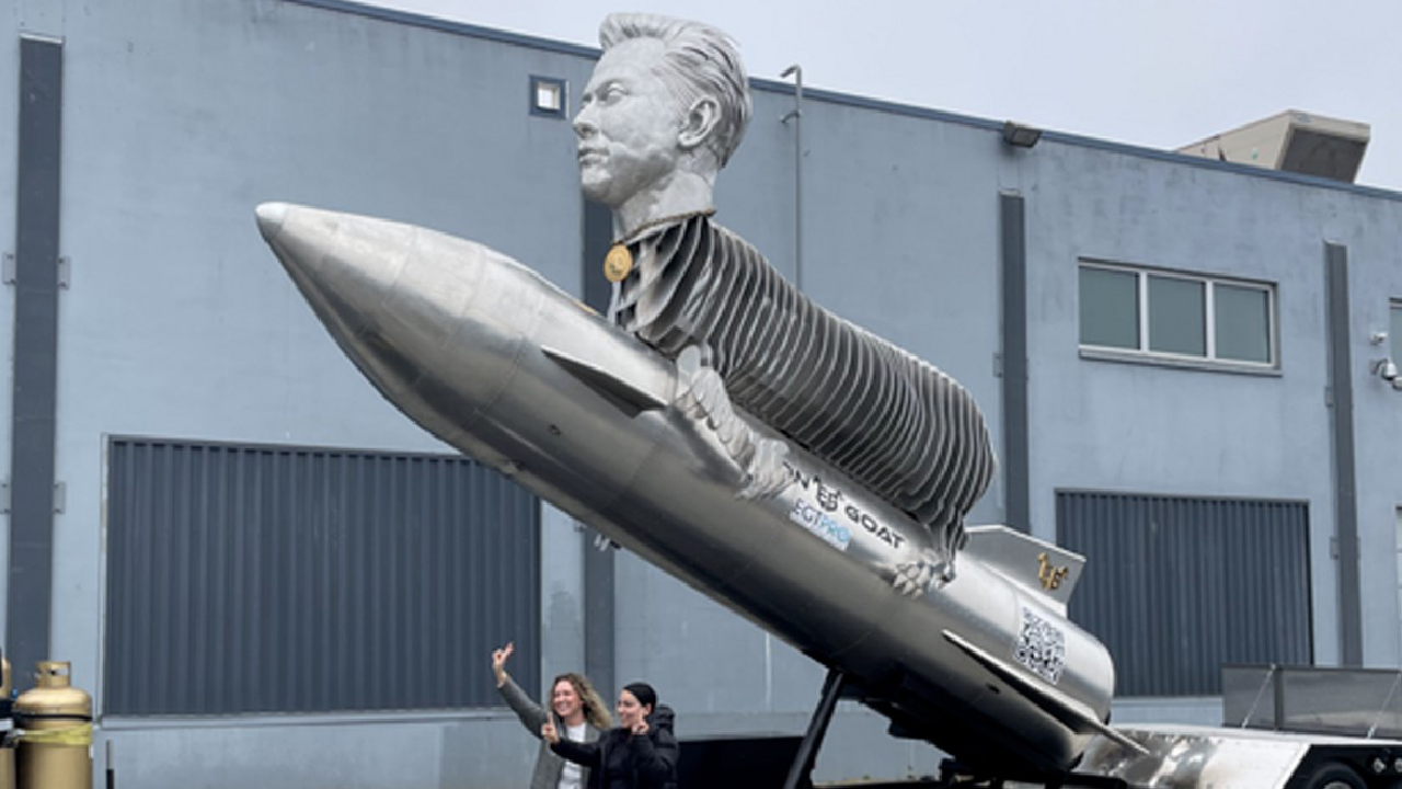 Kriptoculardan Elon Musk'a 5 tonluk heykel! Elon ne tepki verdi?