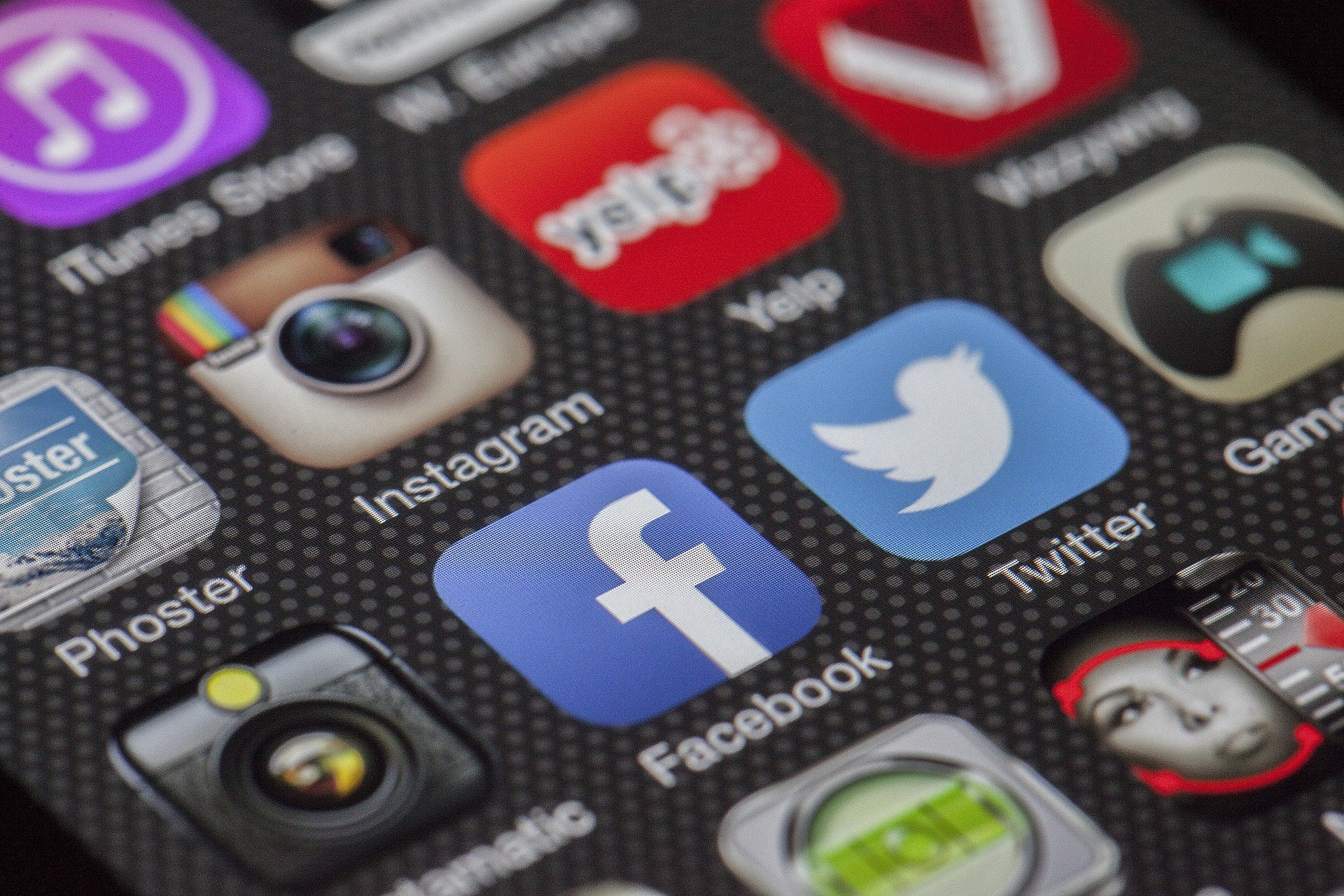 Instagram ve Twitter (X) Neden Çöktü? Resmi Açıklama Geldi mi?